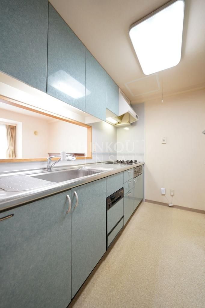 3LDK Apartment for Sale in Hakodate's Honmachi District - Thumbnail 3