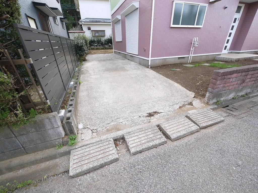 Tomisato Family Home with 6DK Layout in Chiba - Thumbnail 4