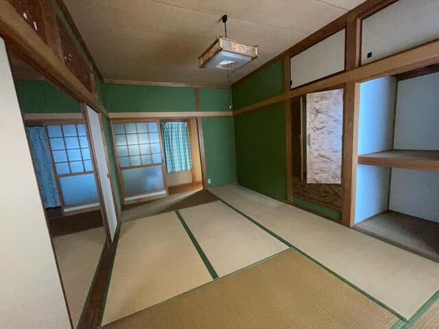5DK House for Sale in Niihama City, Ehime Prefecture - Thumbnail 4