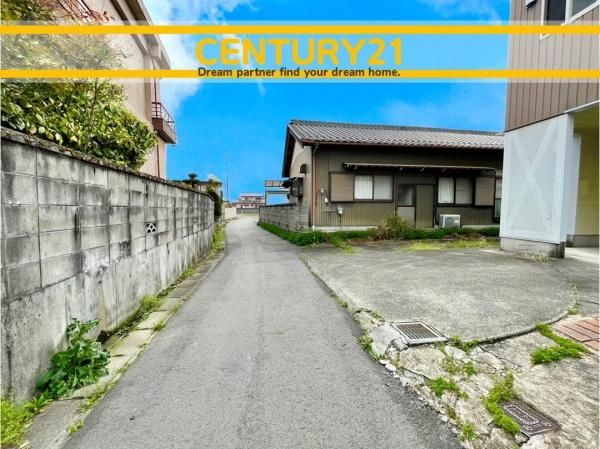 3LDK House for Sale in Ichinomiya City, Aichi - Thumbnail 2