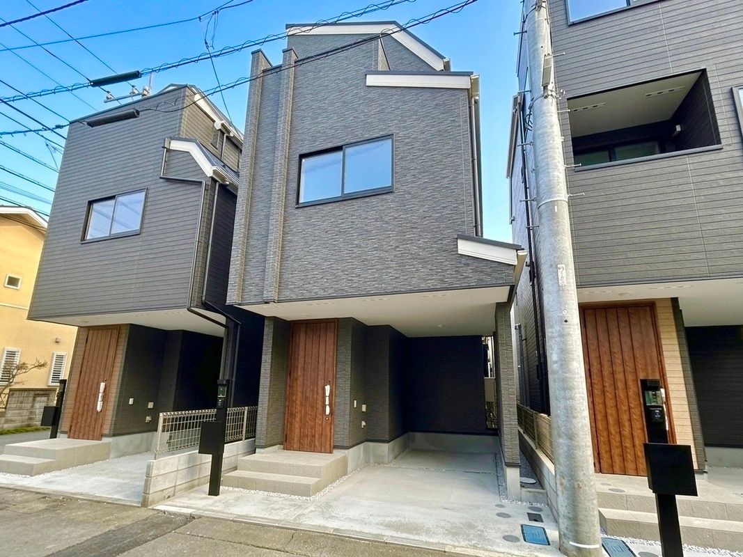 New 3-Bedroom Houses with Garage in Kokubunji, Tokyo - Thumbnail 3
