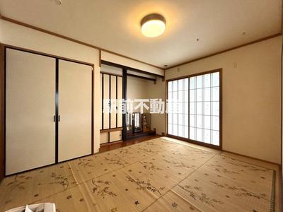 5LDK House with Solar Power for Sale in Kurume City — Image 4, Kurume, Fukuoka
