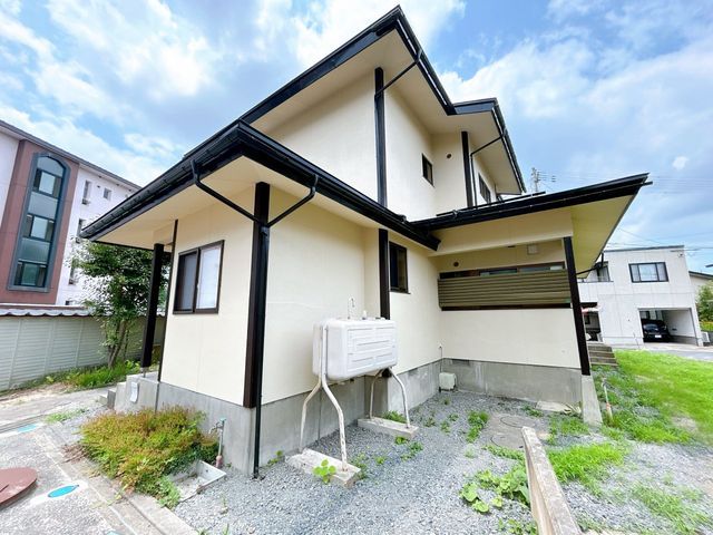 Renovated 5LDK House for Sale in Yonezawa, Yamagata - Thumbnail 2