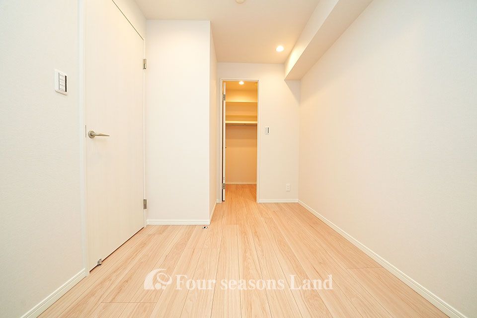 Renovated 2SLDK Apartment in Hiratsuka with Ocean Views - Thumbnail 4