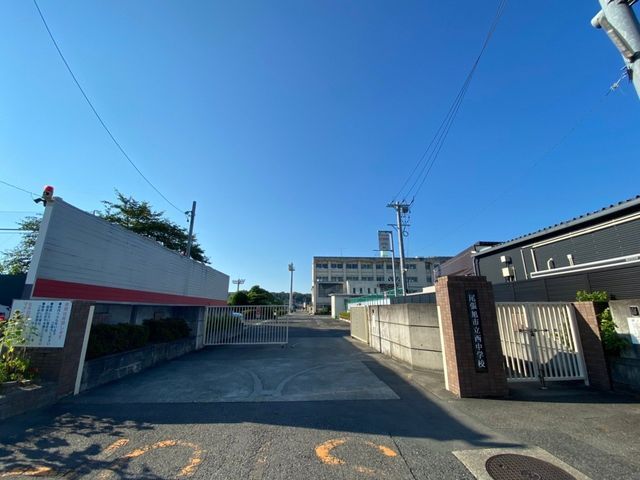 Modern 3LDK House in Owariasahi, Aichi - 72.51 sqm - Thumbnail 4