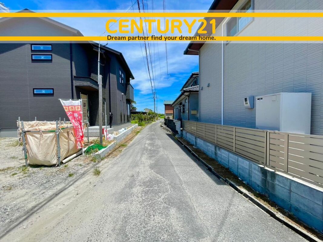 New 4SLDK Detached House for Sale in Saga City, Saga - Thumbnail 3