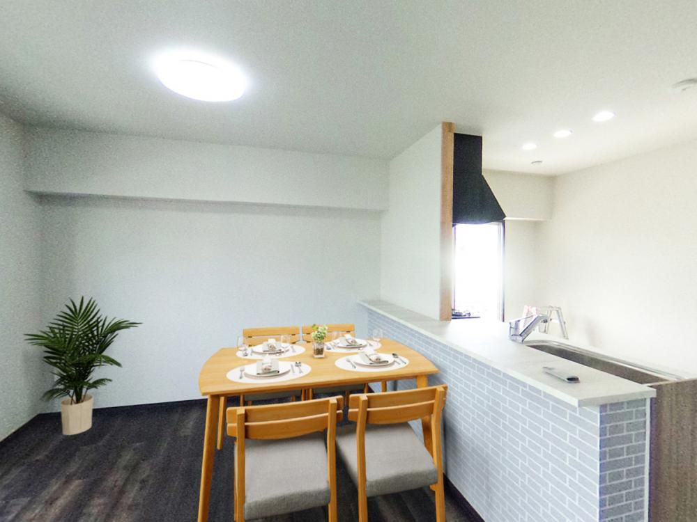 Renovated 3SLDK Apartment in Yahatanishi-ku, Kitakyushu - Thumbnail 4