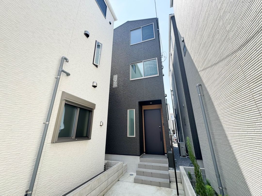 Modern 2SLDK House in Saitama's Urawa Ward - 2023 Build - Thumbnail 2
