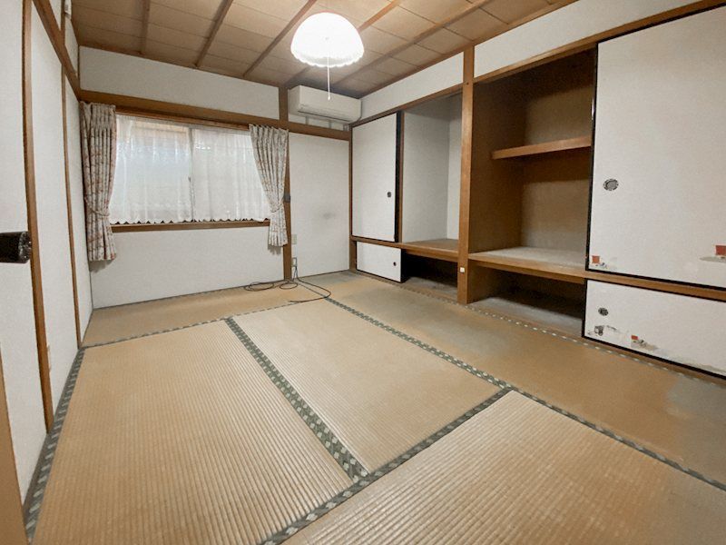 5DK Detached House for Sale in Omihachiman City, Shiga - Thumbnail 4