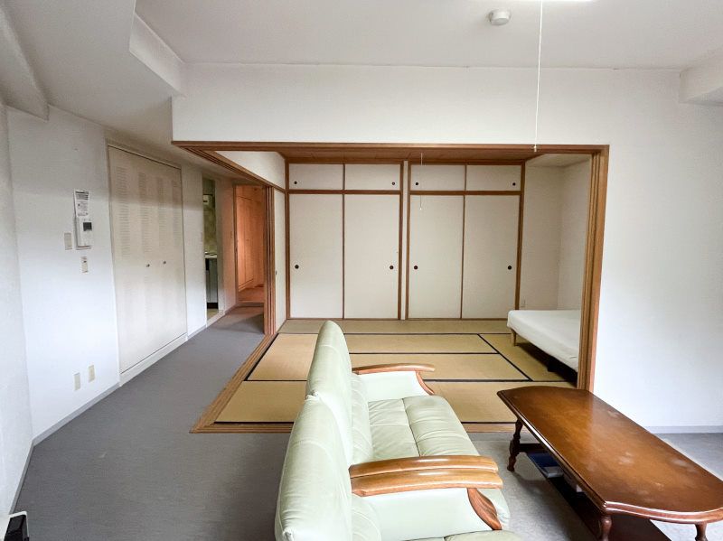 Lions Mansion Ishiuchi Maruyama 7F 1LDK Apartment for Sale - Thumbnail 3