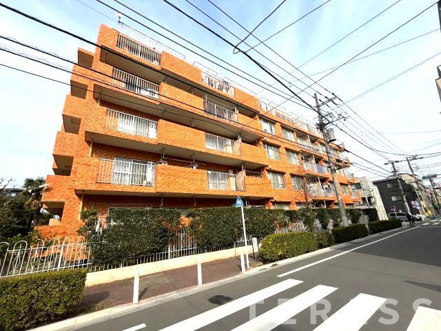 Meitz Tokiwadai 5F 3DK Apartment | Full 2019 Renovation | Itabashi, Tokyo - Thumbnail 2