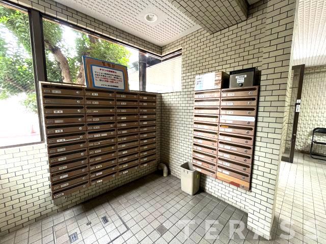 Meitz Tokiwadai 5F 3DK Apartment | Full 2019 Renovation | Itabashi, Tokyo - Thumbnail 3