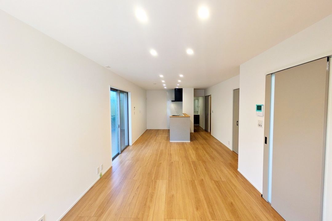 New ZEH House in Nagoya Moriyama-ku with EV Charger & Smart Key - Thumbnail 4