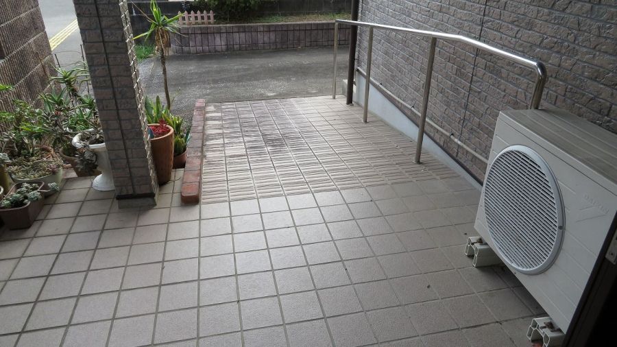 7LDK House in Miyazaki with 3 Parking Spaces - Thumbnail 2