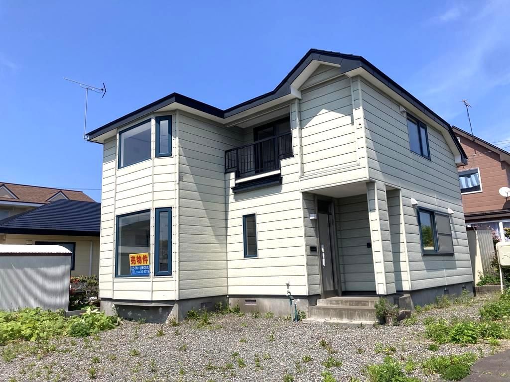 3LDK Family House in Tomakomai with Recent Renovations - Image 1