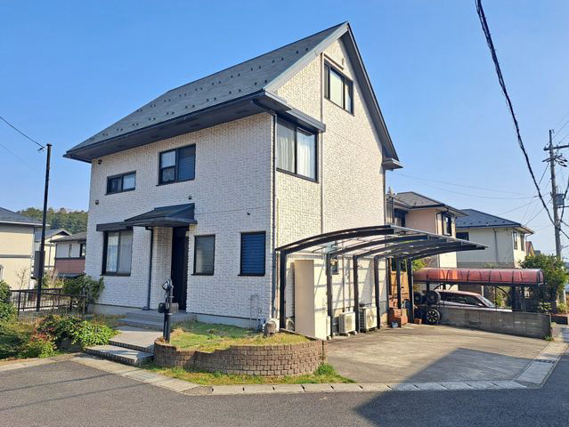 5LDK family house near Lake Biwa with 4 parking spaces - Thumbnail 2