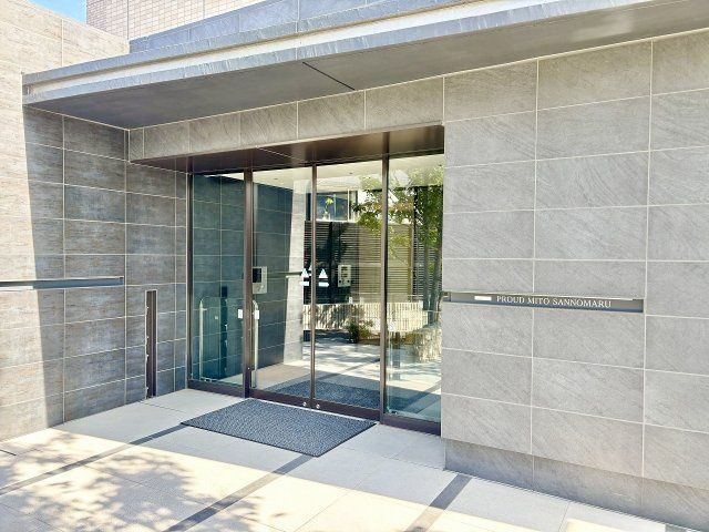Proud Mito Sannomaru 6F 3LDK Condo for Sale in Mito, Ibaraki - Thumbnail 2