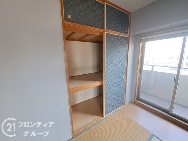 3LDK Condominium in Higashi-Kakogawa with Balcony and Auto-Lock - Thumbnail 4