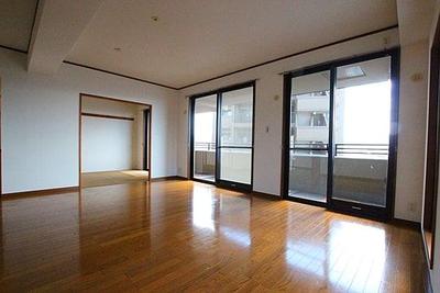 4LDK Apartment in Kasuga City with Rooftop Balcony — Image 4, Kasuga, Fukuoka