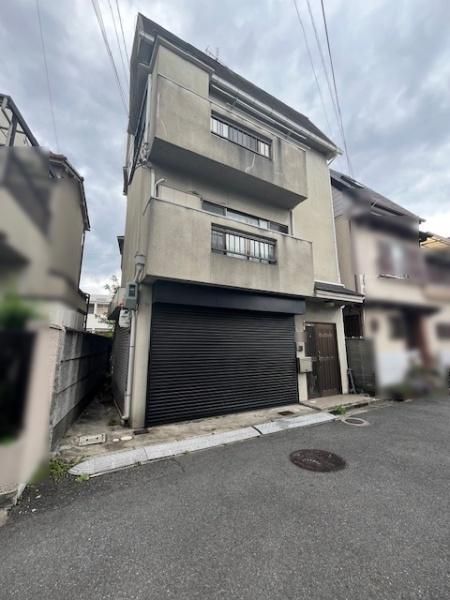 3LDK House Near Kosanji Station in Hirakata - Thumbnail 2