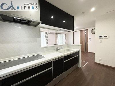 Modern 4SLDK Home with Solar Power in Kakogawa — Image 3, Kakogawa, Hyogo