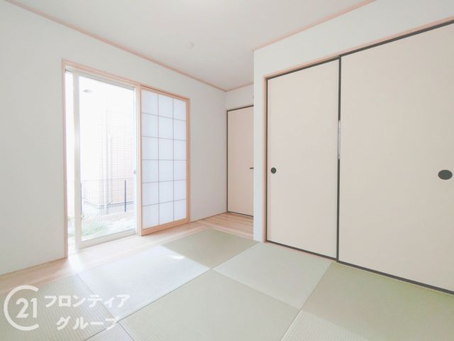 4LDK House for Sale in Kobe Nishi-ku, Hyogo | 99.22 sqm - Thumbnail 4