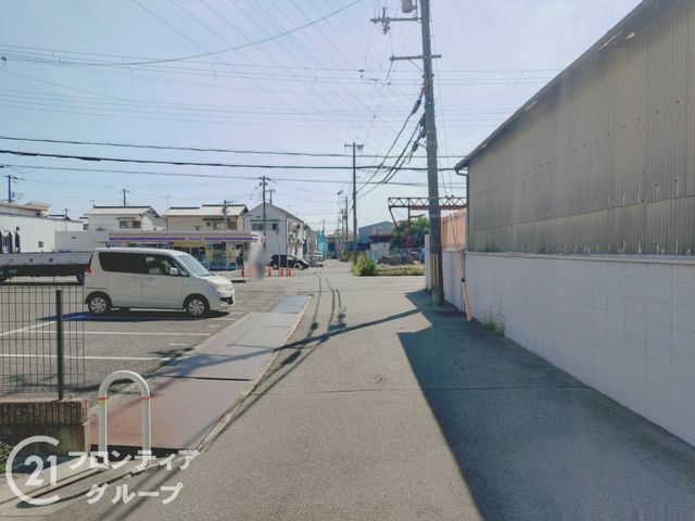 4LDK House for Sale in Kobe Nishi-ku, Hyogo | 99.22 sqm - Thumbnail 2