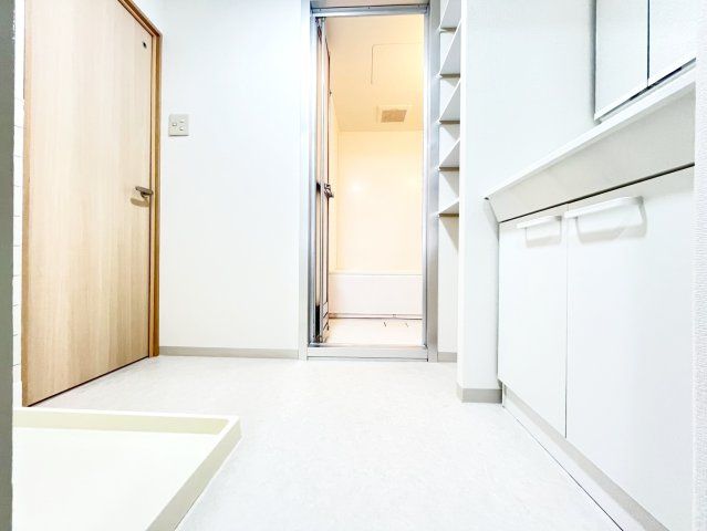 Calm Itami Midorigaoka 4LDK Apartment for Sale in Itami - Thumbnail 4