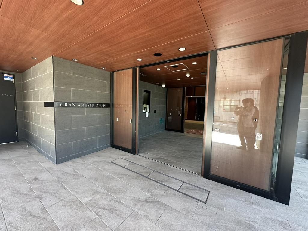 3LDK Condo for Sale near Ooka Station, Numazu with Supermarket Access - Thumbnail 2