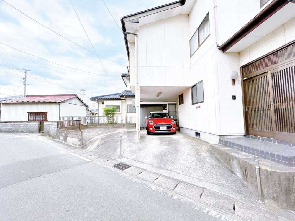 Renovated 6-Bedroom House in Tagajo City with Comprehensive Upgrades - Thumbnail 3