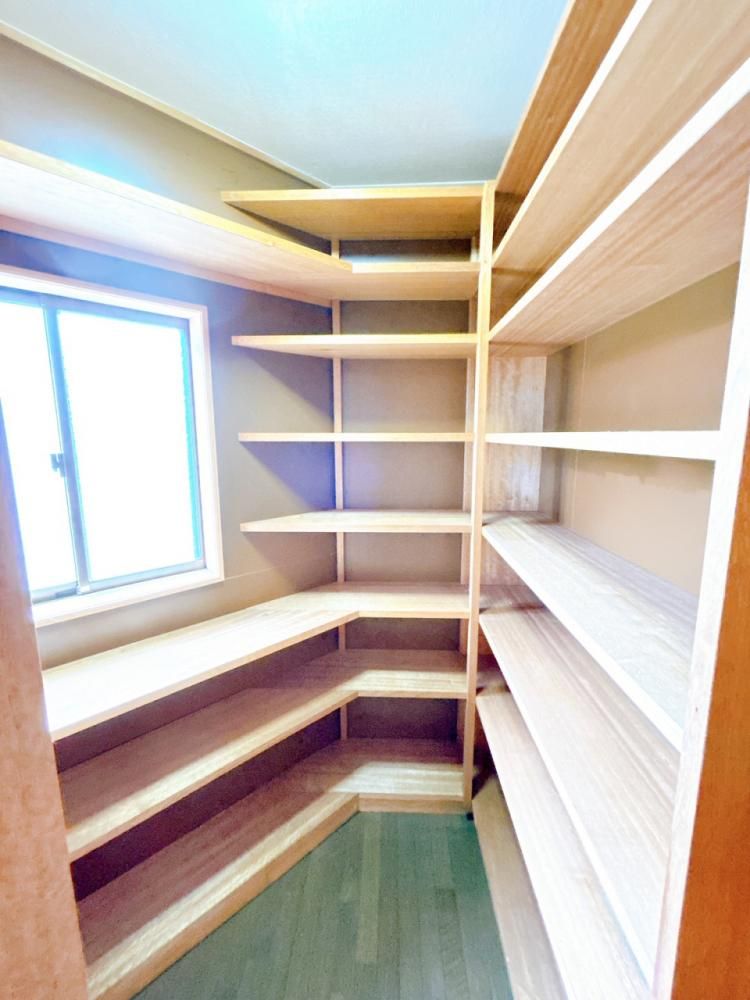 Renovated 6-Bedroom House in Tagajo City with Comprehensive Upgrades - Thumbnail 4