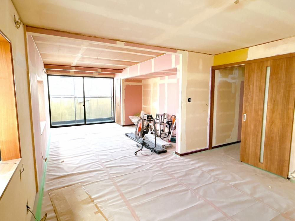 Renovated 3LDK House in Miyakonojo with Parking - Thumbnail 3