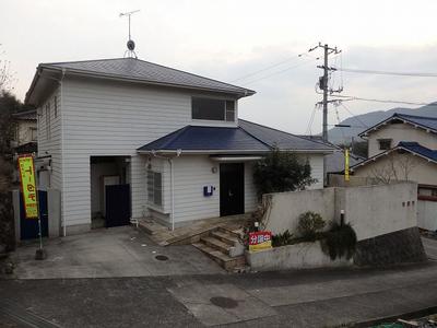 Spacious 6-room house in Etajima with sunroom — Image 1, Etajima, Hiroshima