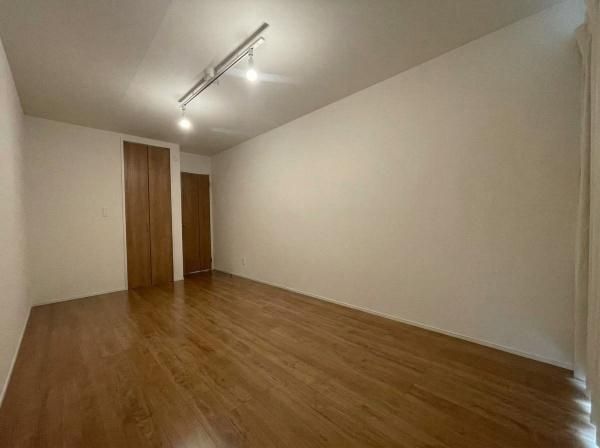 4SLDK Detached House for Sale in Nerima, Tokyo - 107.64 sqm - Thumbnail 2