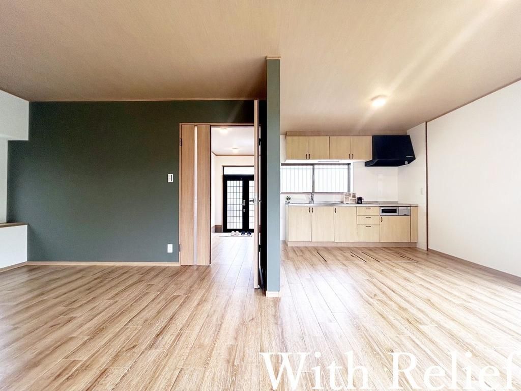 Renovated 3LDK House for Sale in Takatsuki, Osaka - Thumbnail 4