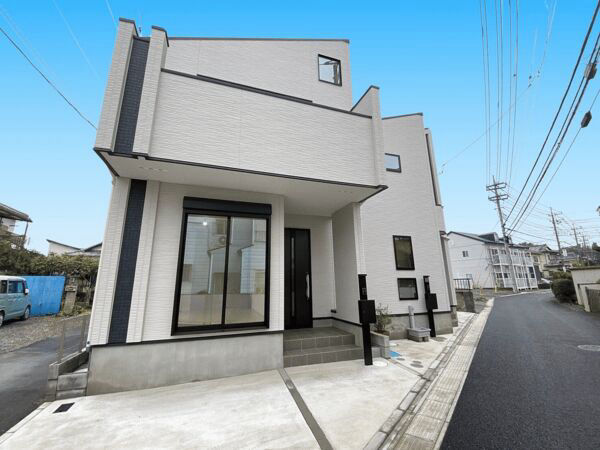 Modern 2SLDK house near Sashiogi Station, Saitama - Thumbnail 2