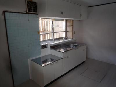 [Homes] Used detached house (Property number: 0007923-0003877) 4.2km from Shin-Naka Station on the Meitetsu Kakamigahara Line (Kakamigahara City) — Image 2, Kakamigahara, Gifu