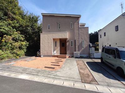 Modern 3LDK House Near Numazu IC, Built 2017 — Image 1, Numazu, Shizuoka