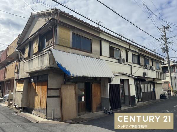 3DK Terrace House in Daito City, Osaka - Thumbnail 2