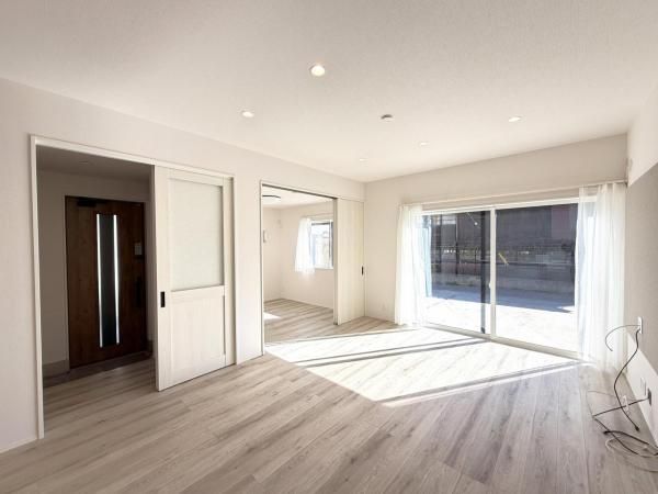 4LDK Renovated House for Sale in Yokosuka, Kanagawa - Thumbnail 4