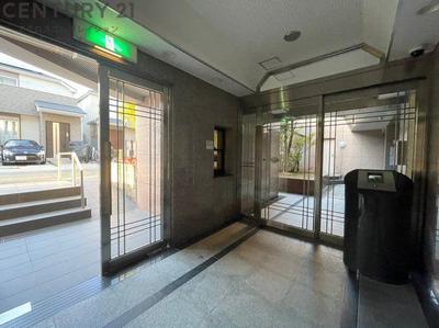 2SLDK Apartment for Sale in Itami City, Hyogo — Image 3, Itami, Hyogo