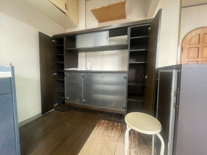 5LDK House in Kitakyushu with Spacious Living Area - Thumbnail 3