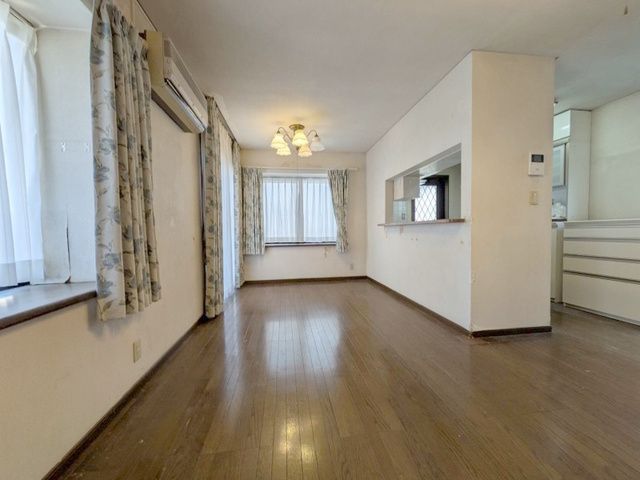 3LDK Detached House on Corner Lot in Nerima, Tokyo - Thumbnail 3