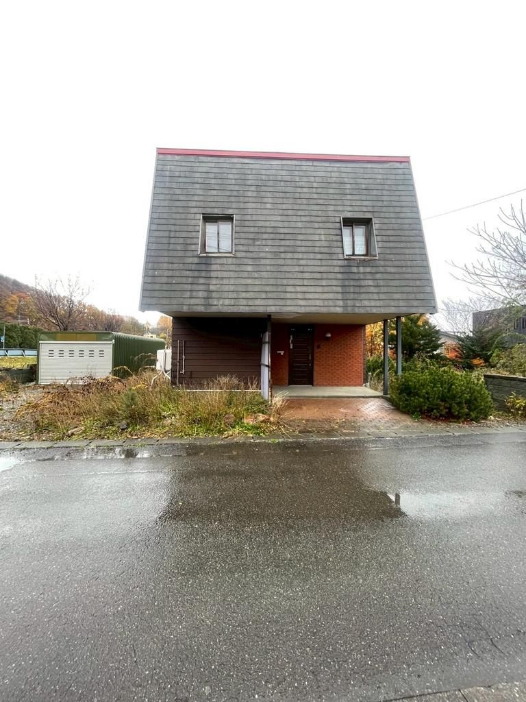Land Plot for Sale in Kuriyama Town, Hokkaido - 639 sqm - Thumbnail 2