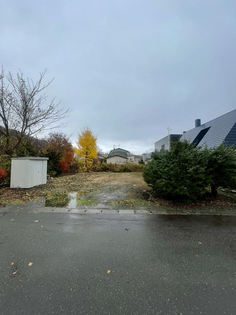 Land Plot for Sale in Kuriyama Town, Hokkaido - 639 sqm - Thumbnail 3
