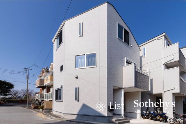 Bright 3LDK Corner House Near Totsuka Station, Yokohama - Thumbnail 3
