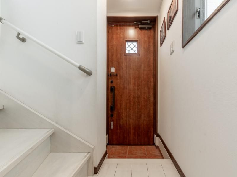 1SLDK House for Sale in Ota Ward, Tokyo Near Rokugodote Station - Thumbnail 2
