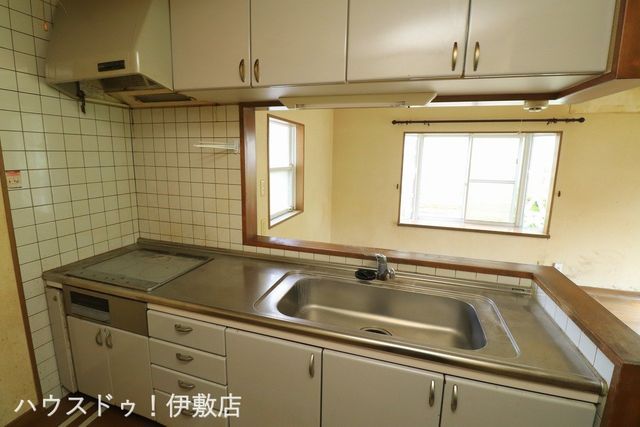 4LDK Family House in Kagoshima with Garden and Parking - Thumbnail 2