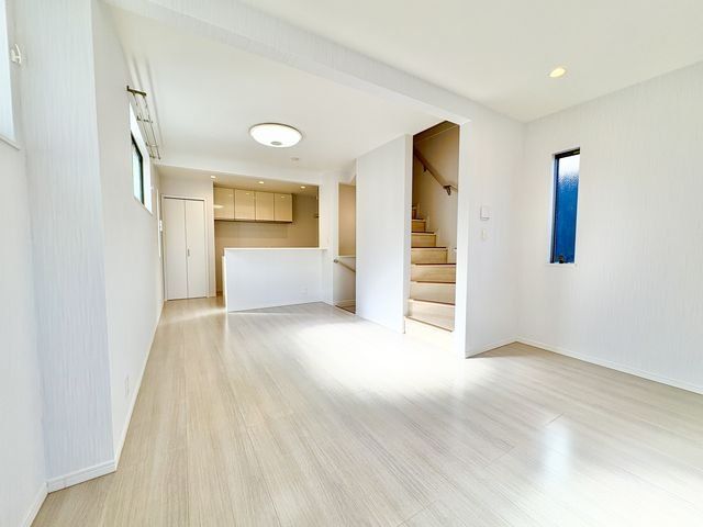 3SLDK House for Sale in Kameido, Koto-ku, Tokyo - Thumbnail 2
