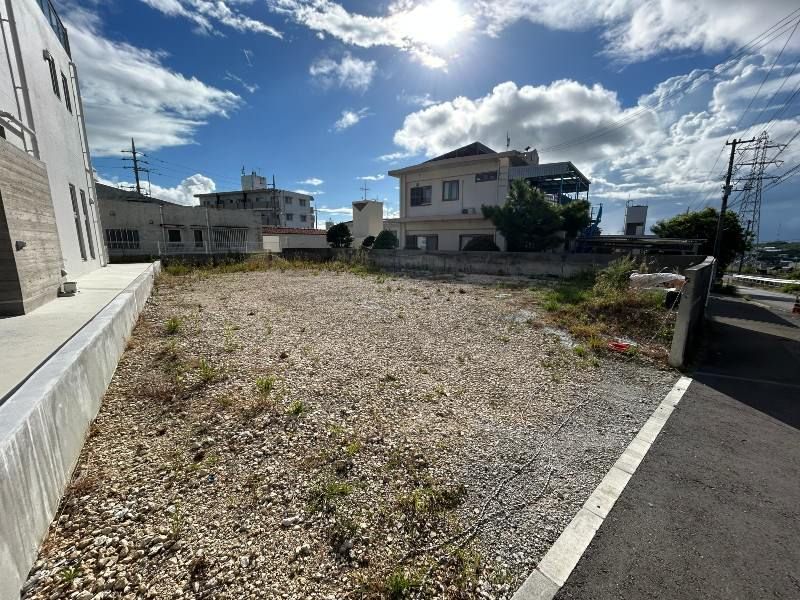 Land for Sale in Yaebaru, Okinawa with Building Conditions - Thumbnail 4